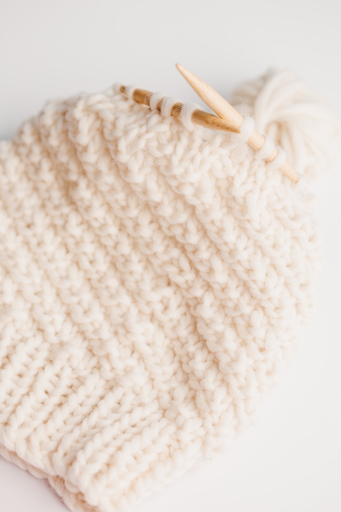 - URBAN WAVE BEANIE - KNITTING PATTERN